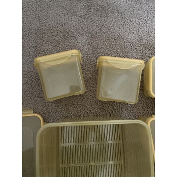 Set Of 9 OSO FRESH Storage Containers & Lids. Perfect!! - Picture 8 of 10